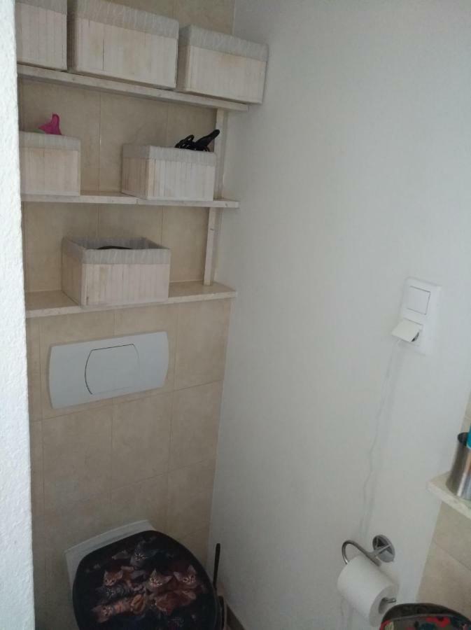 Apartamento Sedam Bisera Kaštela Exterior foto